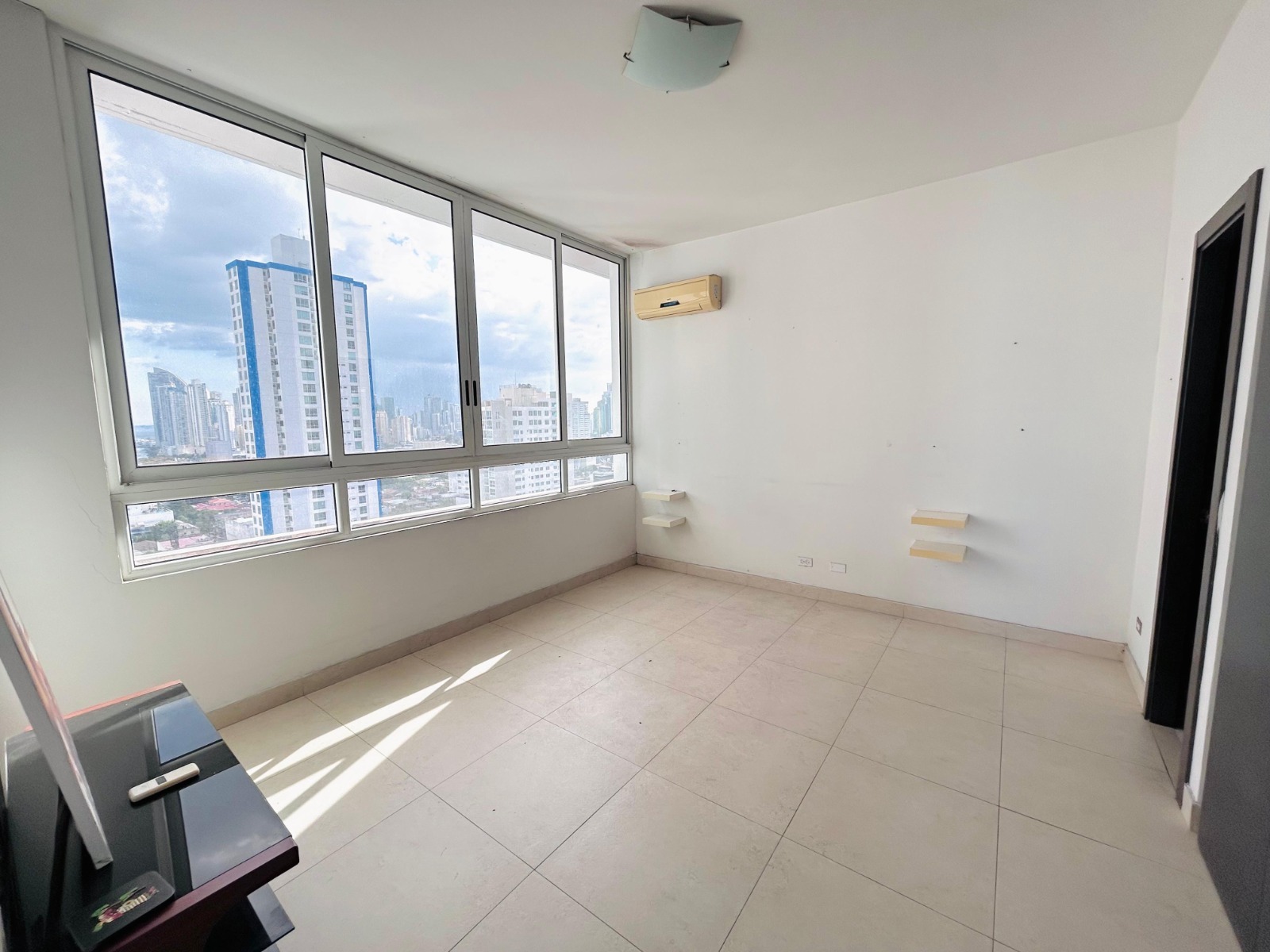 VIP Housing | Bienes Raices y Relocation