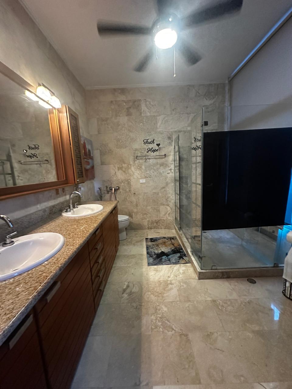 VIP Housing | Bienes Raices y Relocation