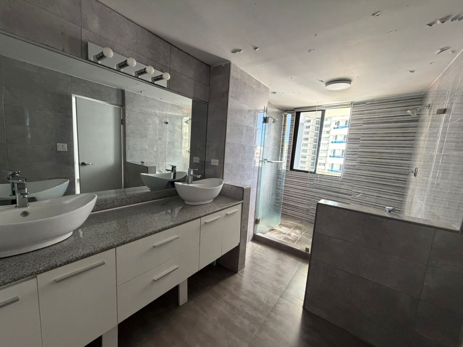 VIP Housing | Bienes Raices y Relocation