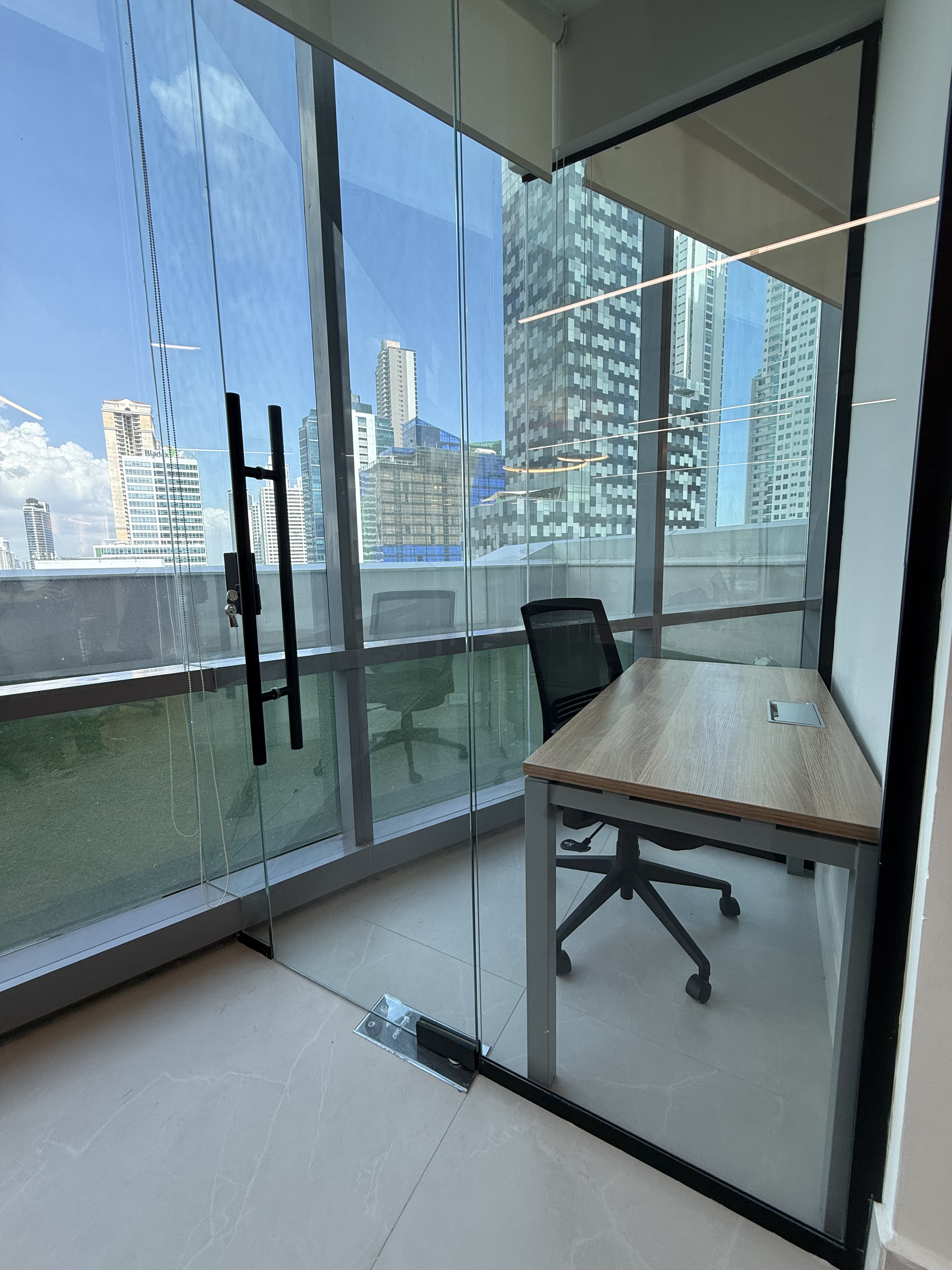VIP Housing | Bienes Raices y Relocation