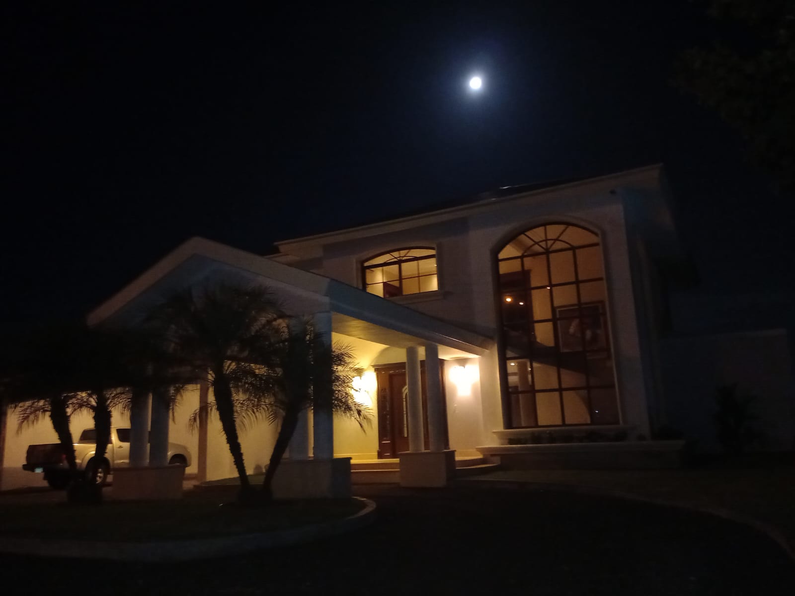 VIP Housing | Bienes Raices y Relocation