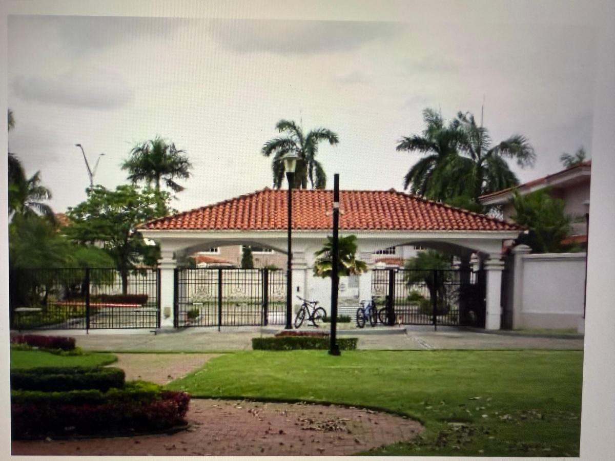 VIP Housing | Bienes Raices y Relocation