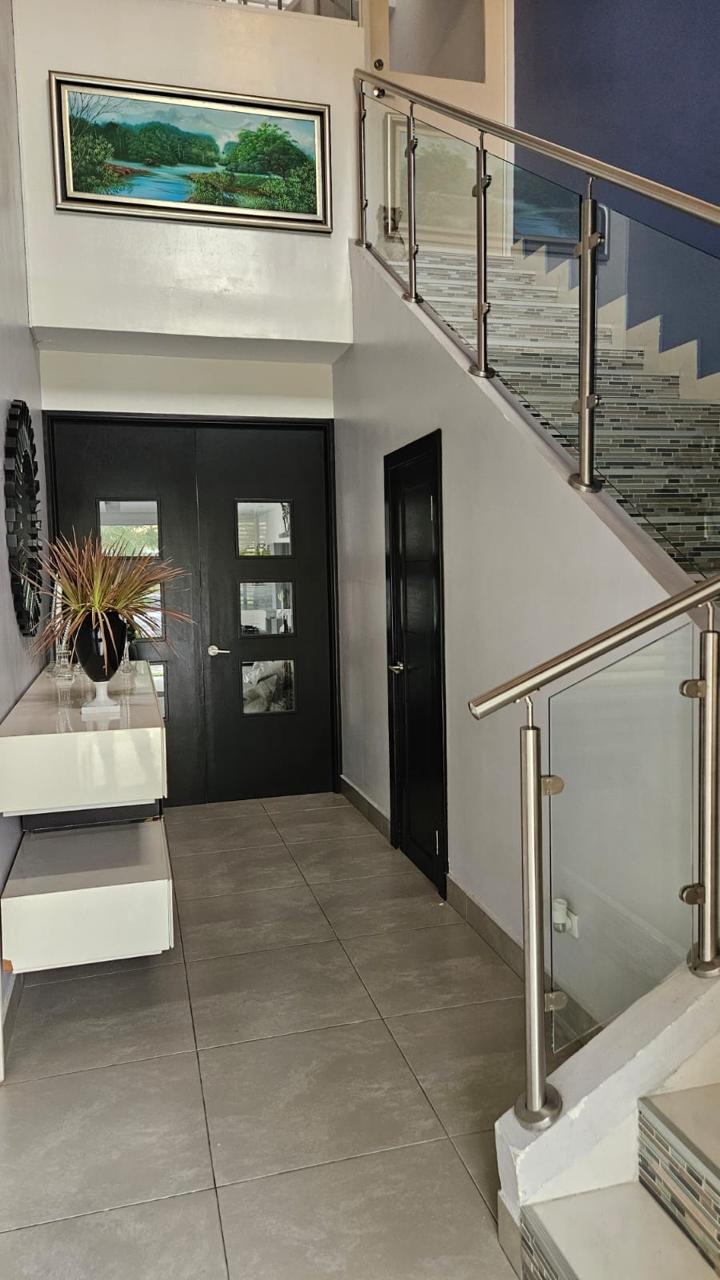 VIP Housing | Bienes Raices y Relocation
